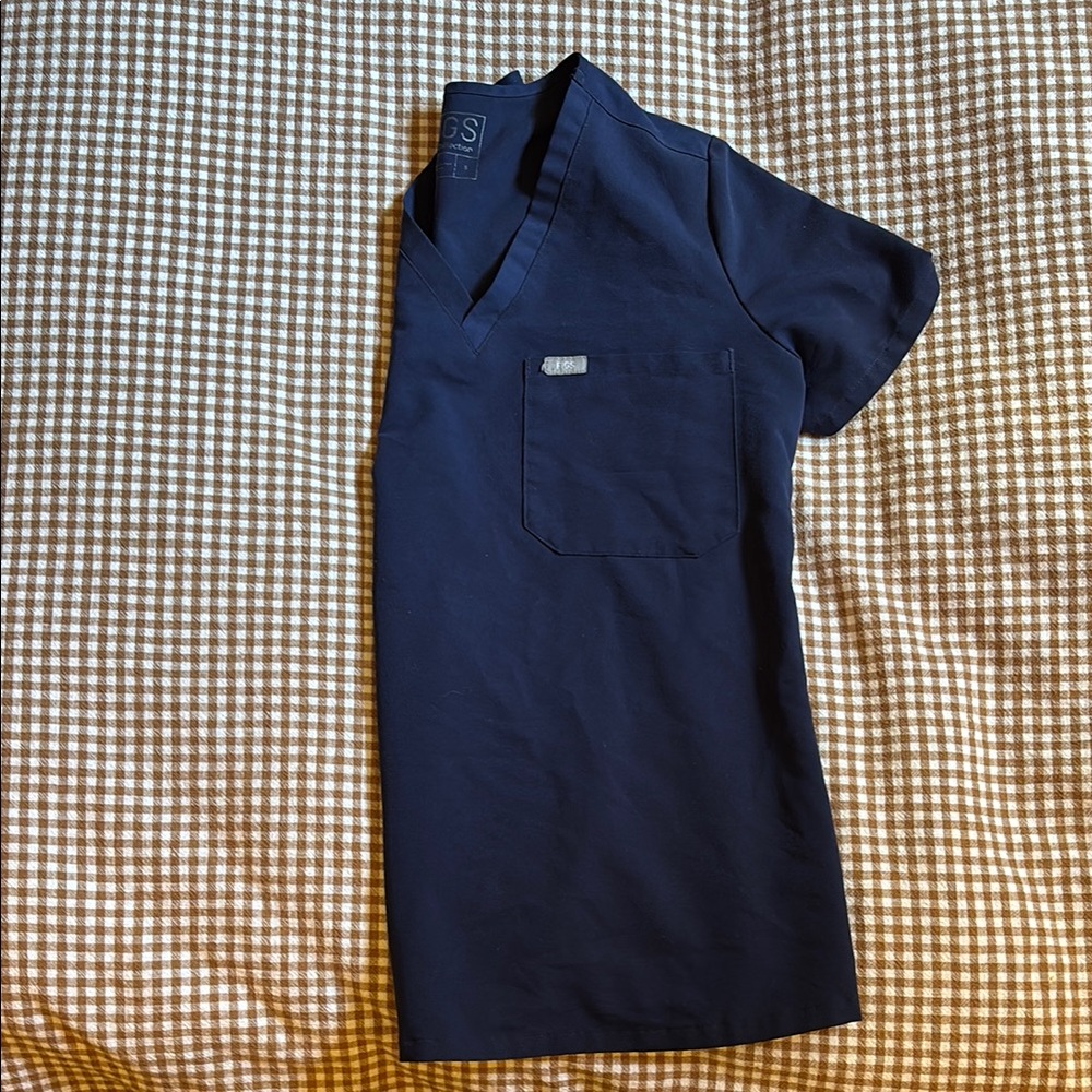 Figs Catarina one pocket scrub top, navy